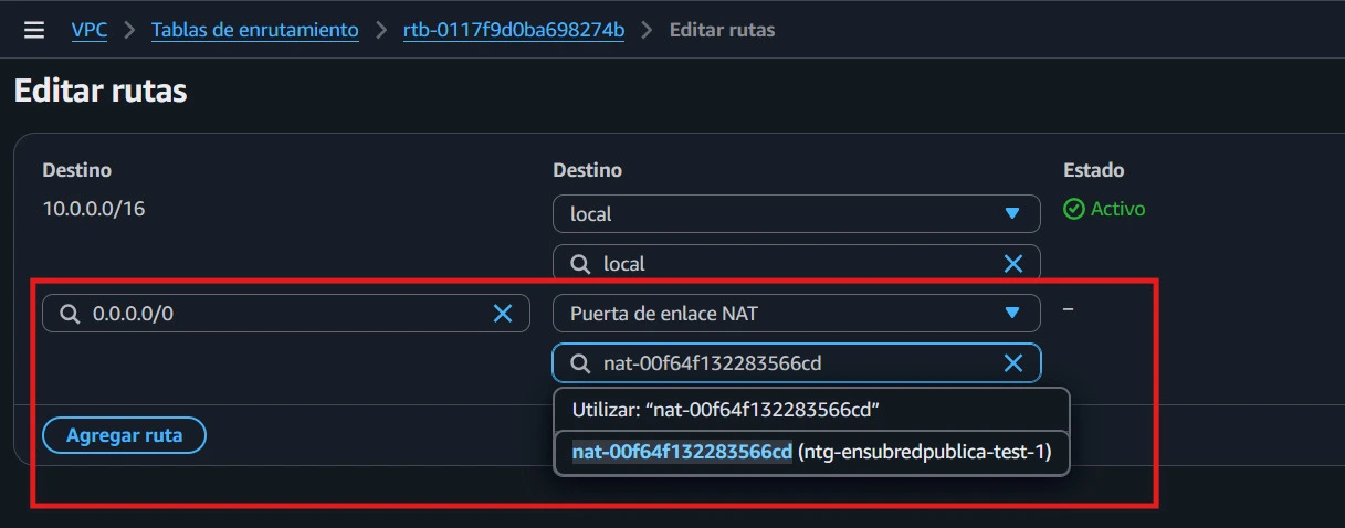 Tabla de ruteo privada con la ruta hacia el NAT Gateway